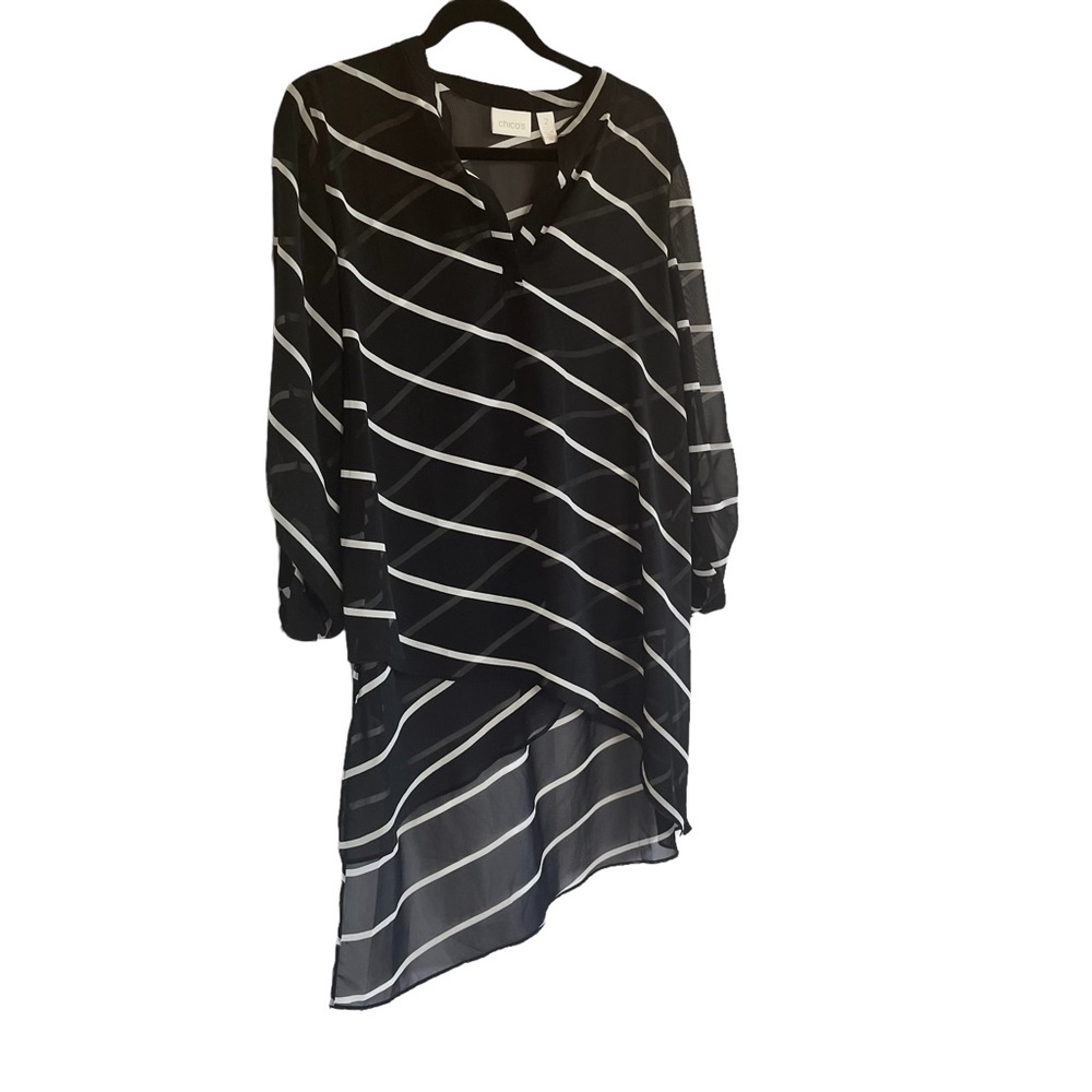CHICO’s Black and White chiffon like fabric. Size 2 (Large). 22”x 38”